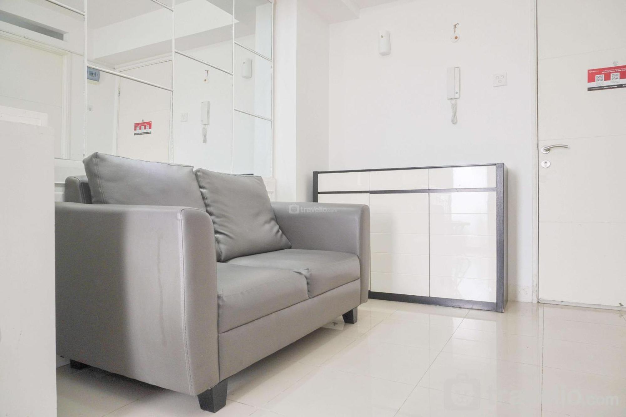 Restful 2br Bassura Near Shopping Mall By Travelio Apartemen