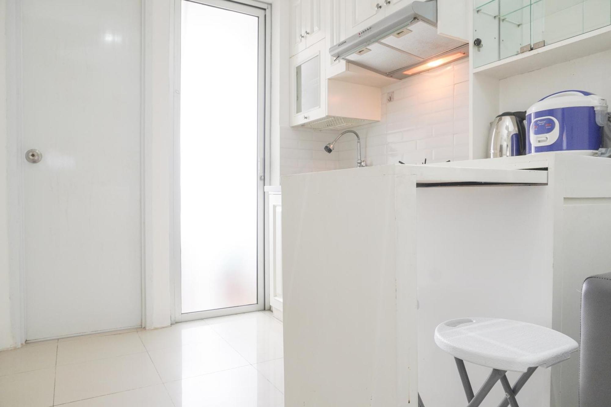 Restful 2br Bassura Near Shopping Mall By Travelio Apartemen